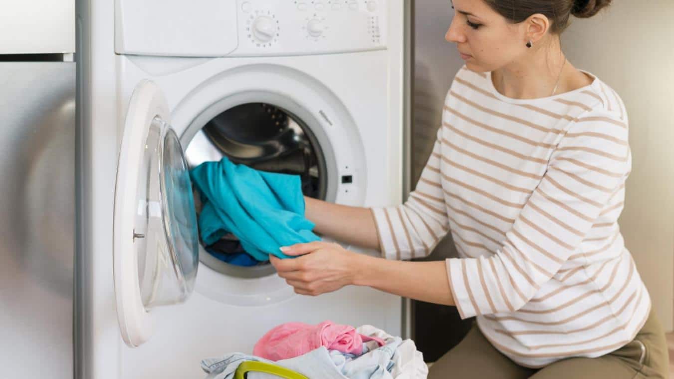 découvrez comment laver vos vêtements à 60 °c sans risquer de rétrécir vos tissus. suivez nos conseils pratiques pour préserver la qualité et la taille de vos vêtements tout en garantissant un lavage efficace.