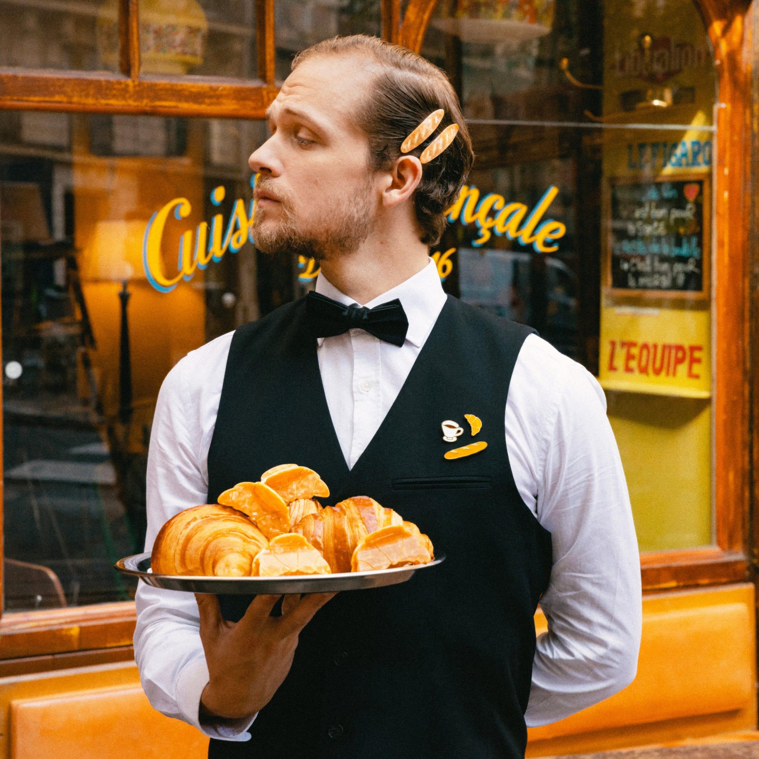 découvrez les baguettes à cheveux tendance pour sublimer votre coiffure. alliant élégance et style, ces accessoires sont indispensables pour un look moderne et chic. trouvez l'inspiration pour vos chignons et queues de cheval!